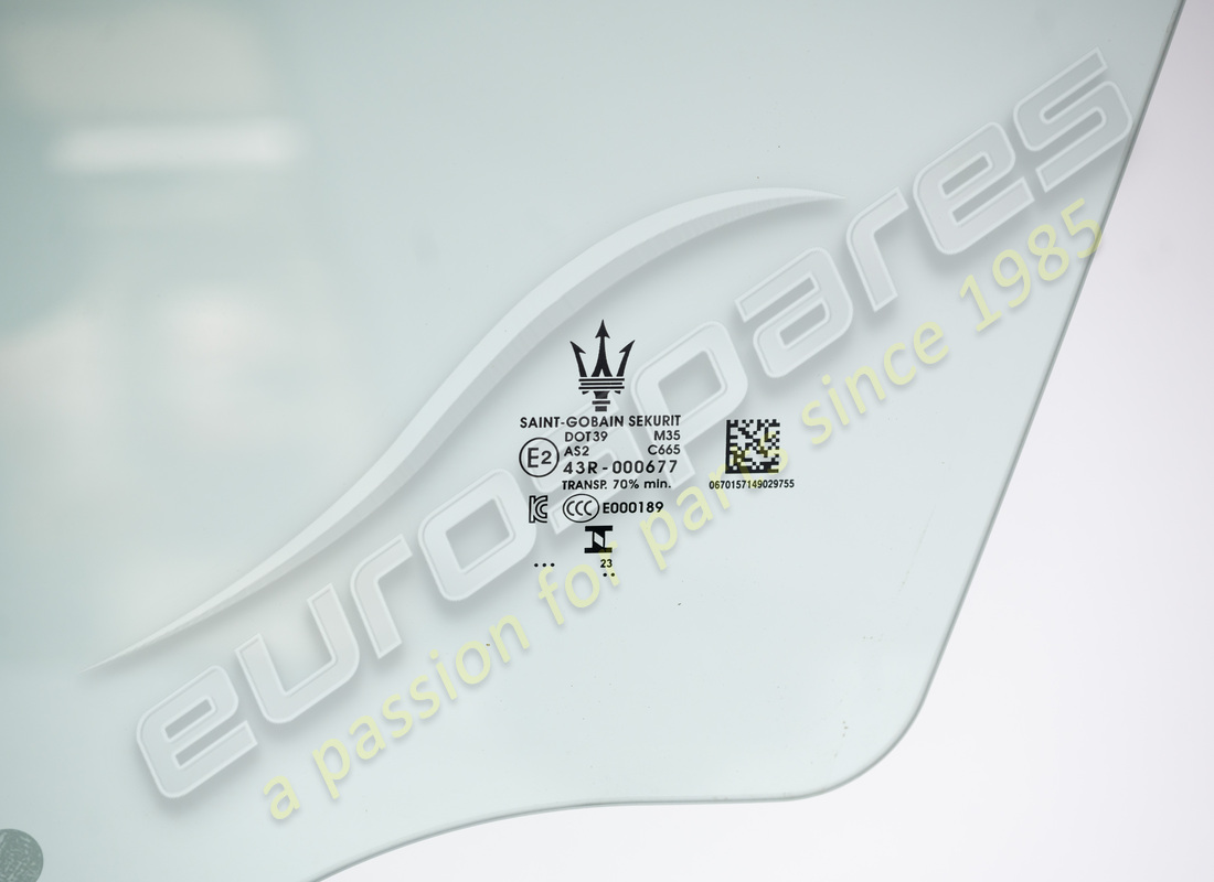 USED MASERATI FRONT LH DOOR WINDOW GLASS. PART NUMBER 670157149 (2) used maserati front lh door window glass. part number 670157149 (2)