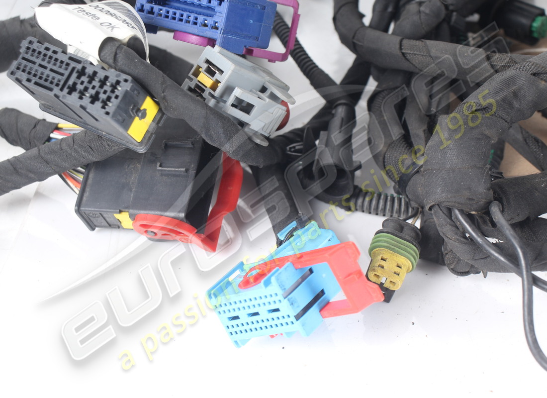 damaged ferrari cavo anteriore. part number 266265 (4)