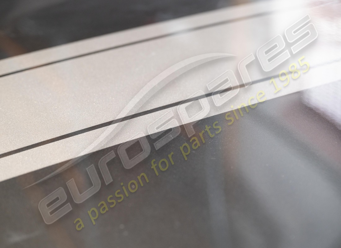 used ferrari 812 gts tonneau cover. part number 985876429 (3)