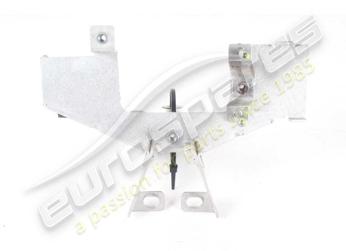 used ferrari pump mounting bracket. part number 314656 (2)