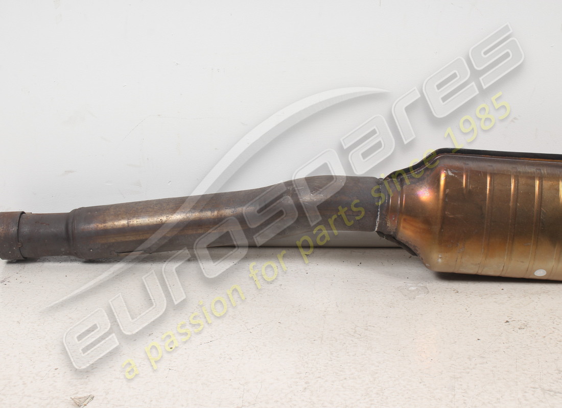 USED FERRARI RH CATALYST. PART NUMBER 197578 (7) used ferrari rh catalyst. part number 197578 (7)
