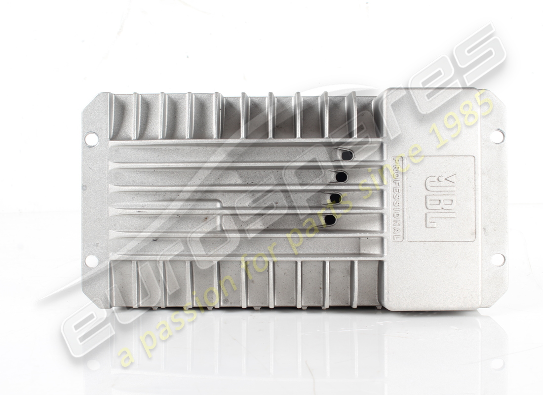 USED Ferrari 16-CHANNEL AMPLIFIER . PART NUMBER 304218 (1)