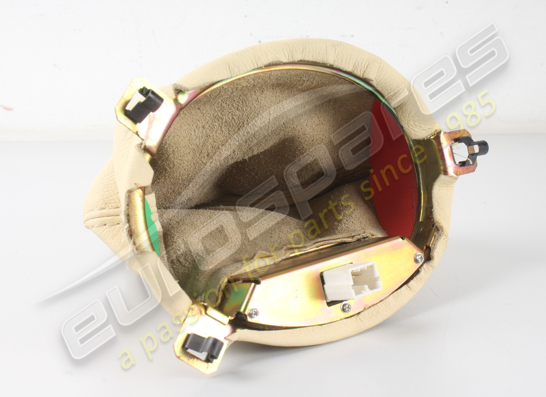 NEW (OTHER) MASERATI AUTOMATIC GEAR LEVER LEATHER SURROUND - RHD - CREAM. PART NUMBER 981001402 (5) new (other) maserati automatic gear lever leather surround - rhd - cream. part number 981001402 (5)