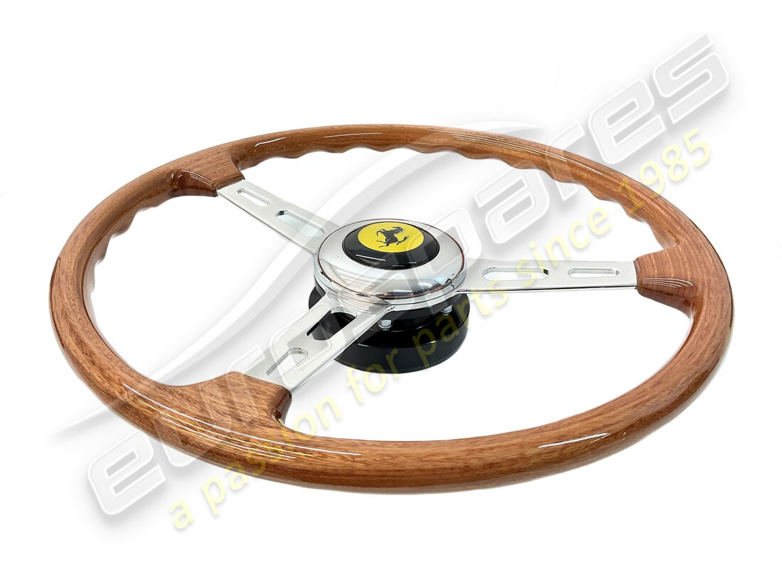 NEW OE STEERING WHEEL 275 GTB/2. PART NUMBER 740100 (3) new oe steering wheel 275 gtb/2. part number 740100 (3)