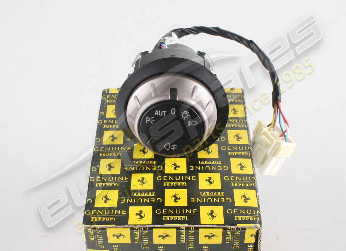 NEW FERRARI SAT. COM. LUCI- NERO 110552. PART NUMBER 72587600 (3) new ferrari sat. com. luci- nero 110552. part number 72587600 (3)
