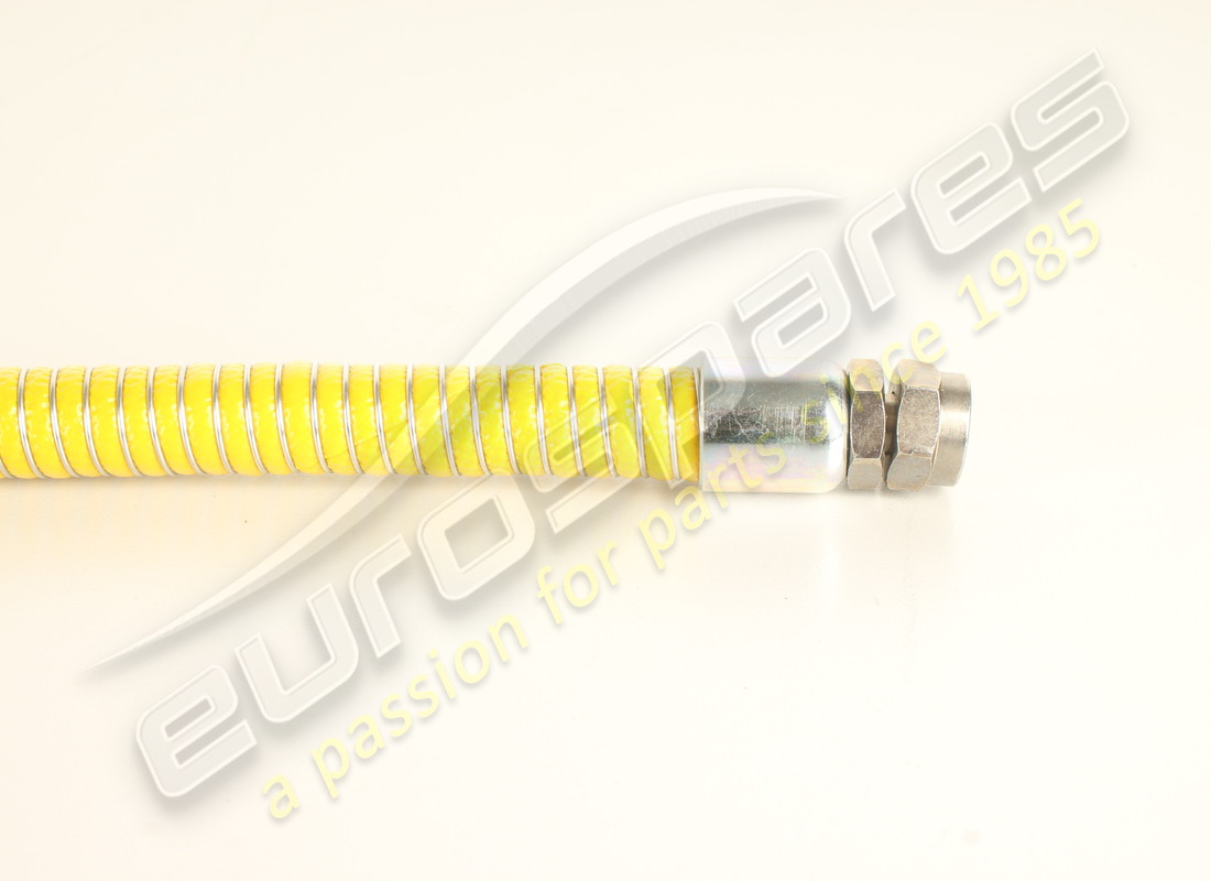 NEW OE YELLOW FUEL HOSE C/W UNIONS. PART NUMBER 19528 (3) new oe yellow fuel hose c/w unions. part number 19528 (3)
