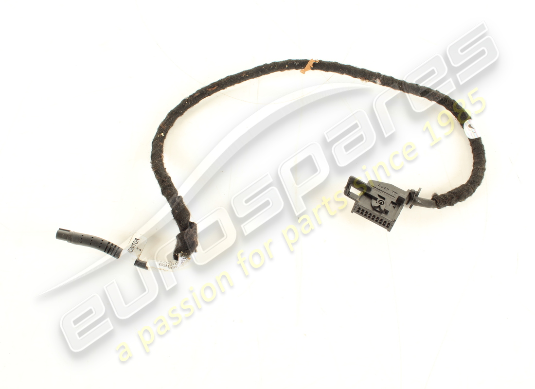 USED FERRARI PASSENGER COMPARTMENT CAMERA. PART NUMBER 266792 (1) used ferrari passenger compartment camera. part number 266792 (1)