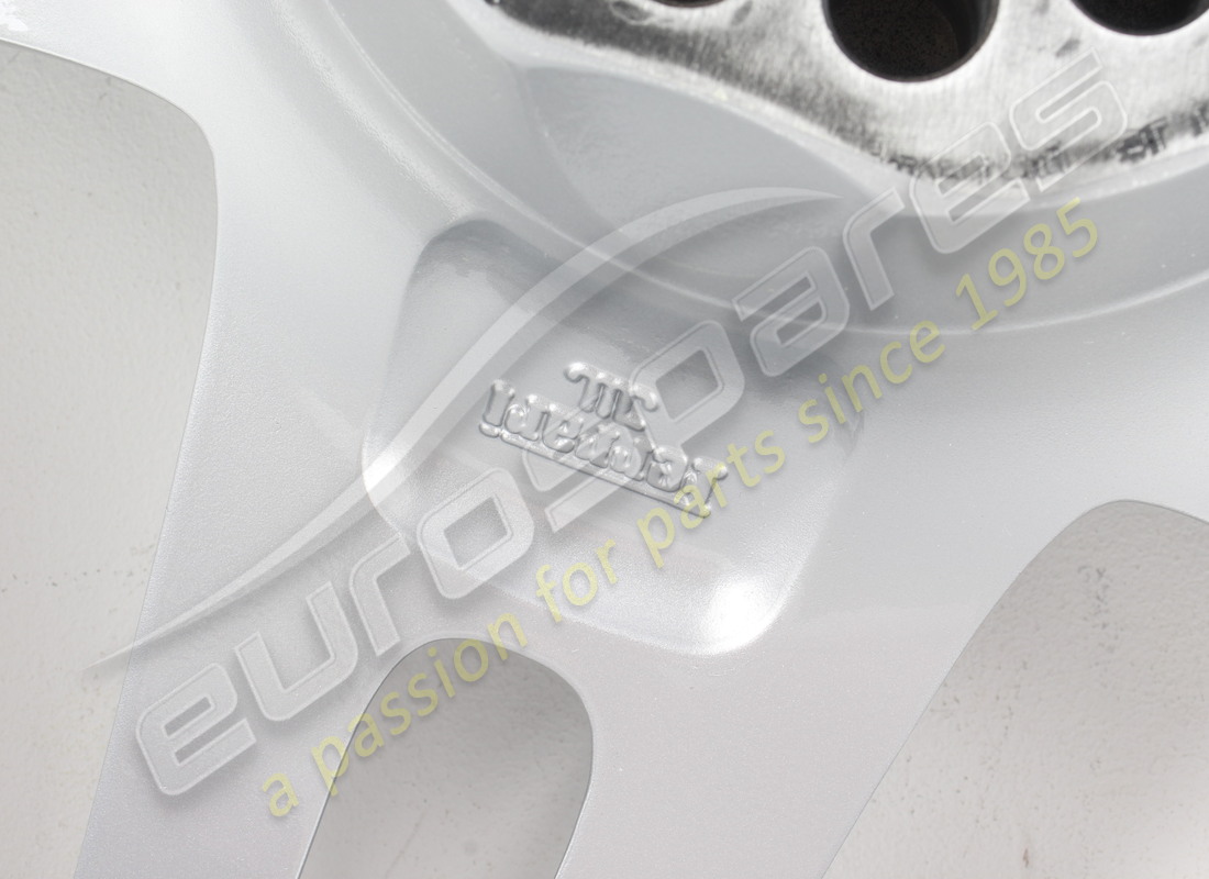 RECONDITIONED FERRARI FRONT WHEEL RIM. PART NUMBER 192918 (5) reconditioned ferrari front wheel rim. part number 192918 (5)