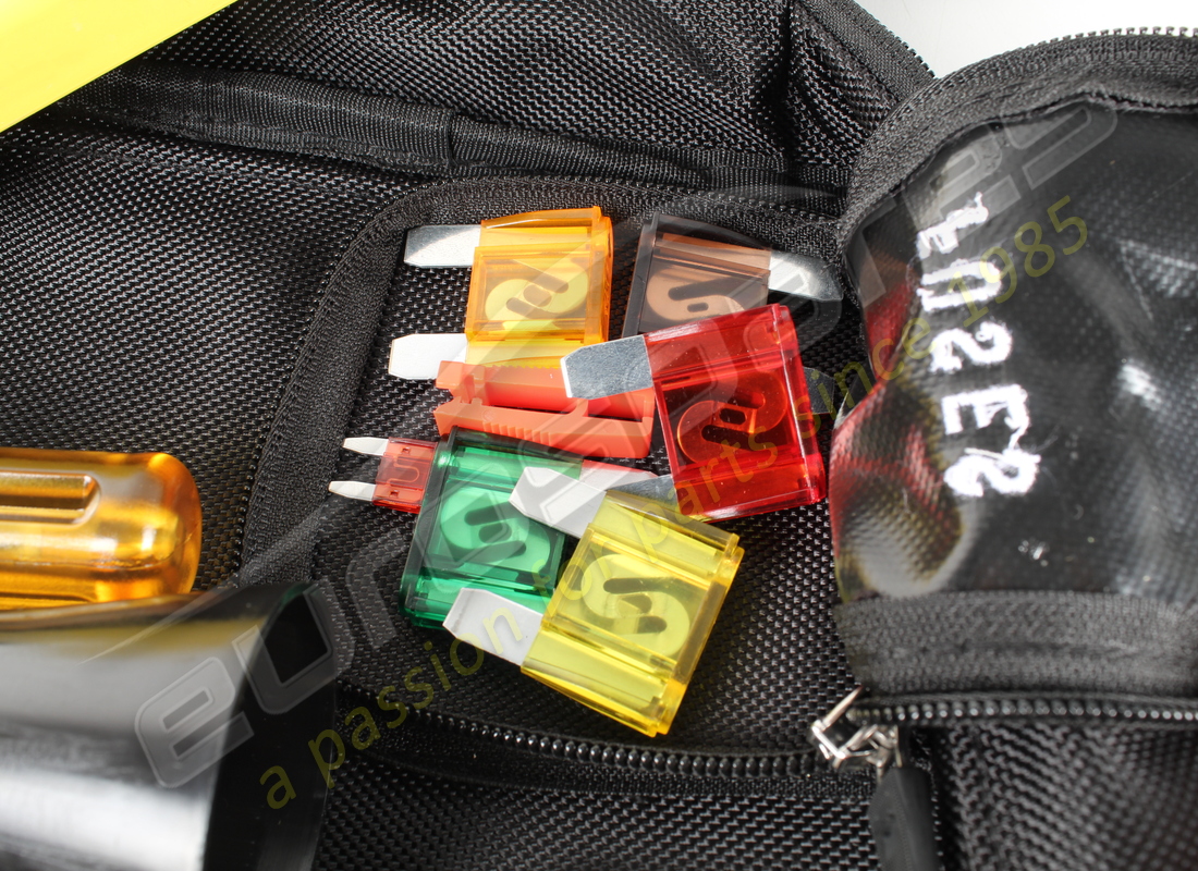 NEW FERRARI COMPLETE TOOLKIT BAG. PART NUMBER 321955 (10) new ferrari complete toolkit bag. part number 321955 (10)