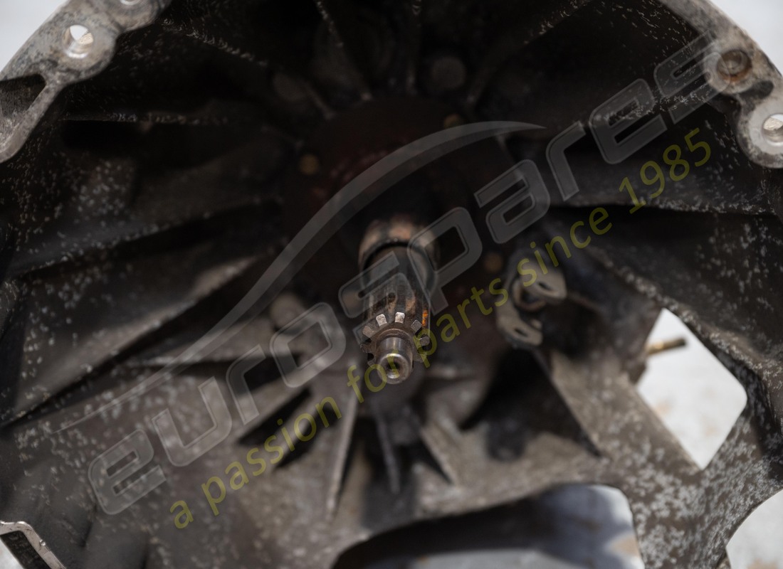 USED MASERATI 6 GEAR GETRAG GEARBOX TYPE 2. PART NUMBER 384800006 (5) used maserati 6 gear getrag gearbox type 2. part number 384800006 (5)