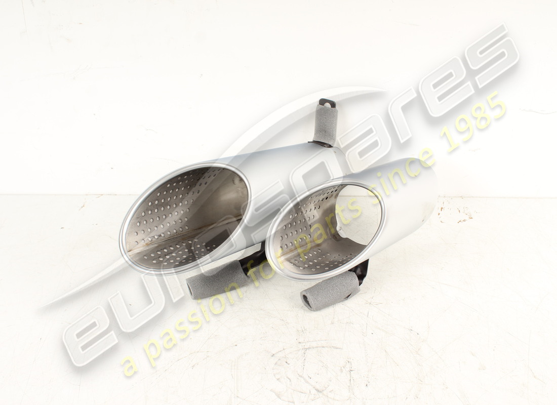NEW LAMBORGHINI TAIL PIPE TRIM / END TIP, LH, SILVER MATT. PART NUMBER 4T0253697D (1) new lamborghini tail pipe trim / end tip, lh, silver matt. part number 4t0253697d (1)