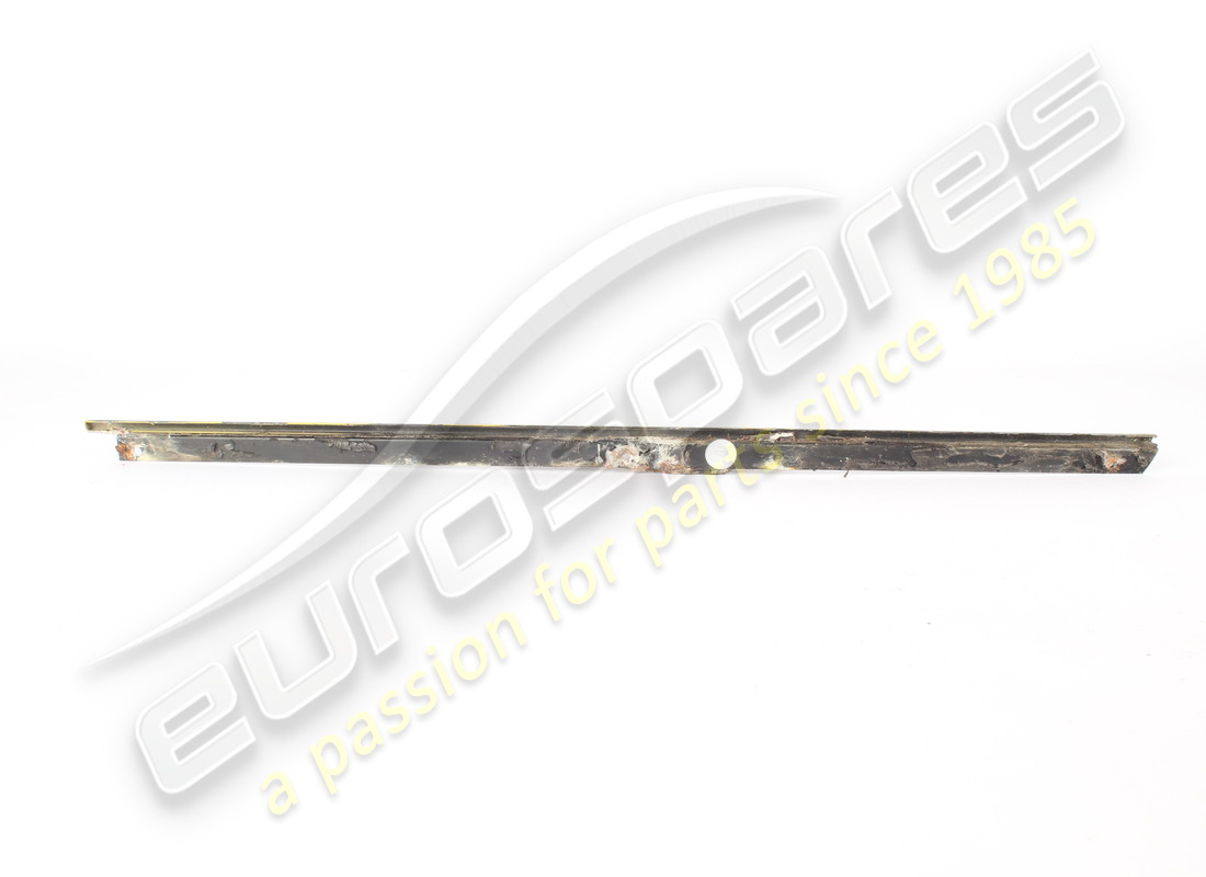 USED FERRARI LH REAR LOWER MOULDING GTB. PART NUMBER 60267903 (2) used ferrari lh rear lower moulding gtb. part number 60267903 (2)