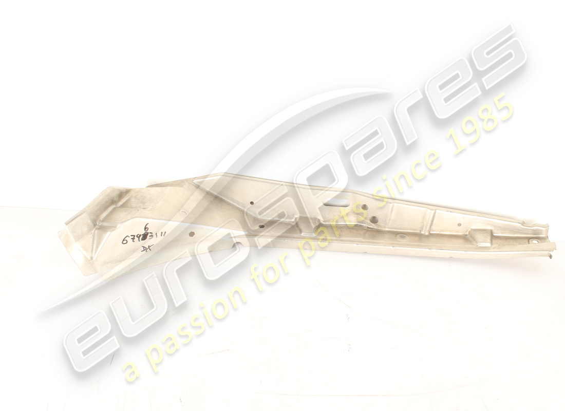 NEW FERRARI RH FRONT WING SUPPORT. PART NUMBER 67963111 (1) new ferrari rh front wing support. part number 67963111 (1)