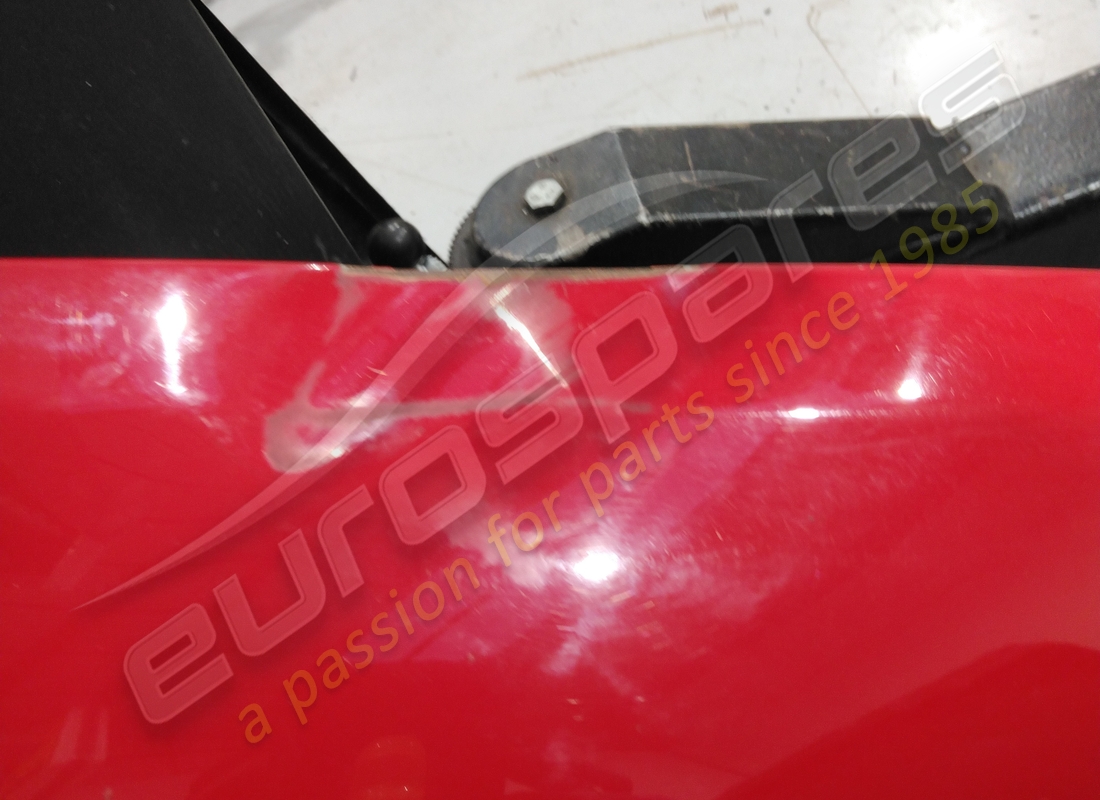 DAMAGED FERRARI COMPLETE RH FRONT FENDER. PART NUMBER 63962100 (4) damaged ferrari complete rh front fender. part number 63962100 (4)