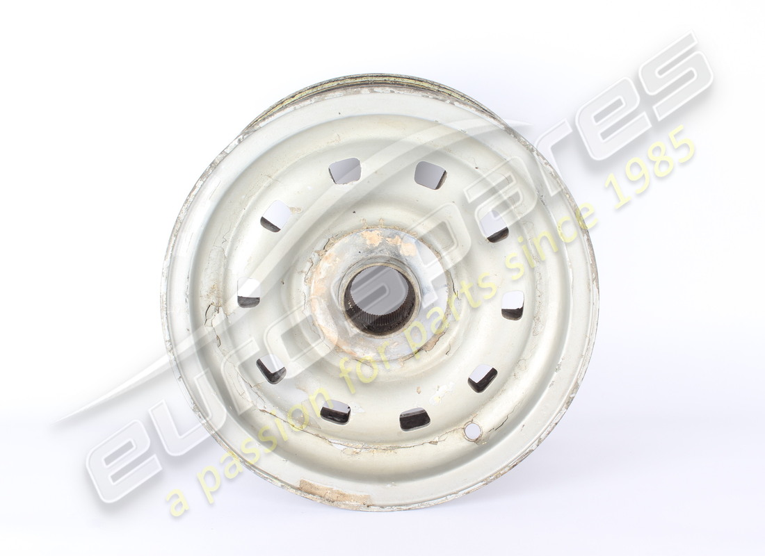 USED Ferrari ROAD WHEEL 7.5 X 15'' . PART NUMBER 700337 (1)