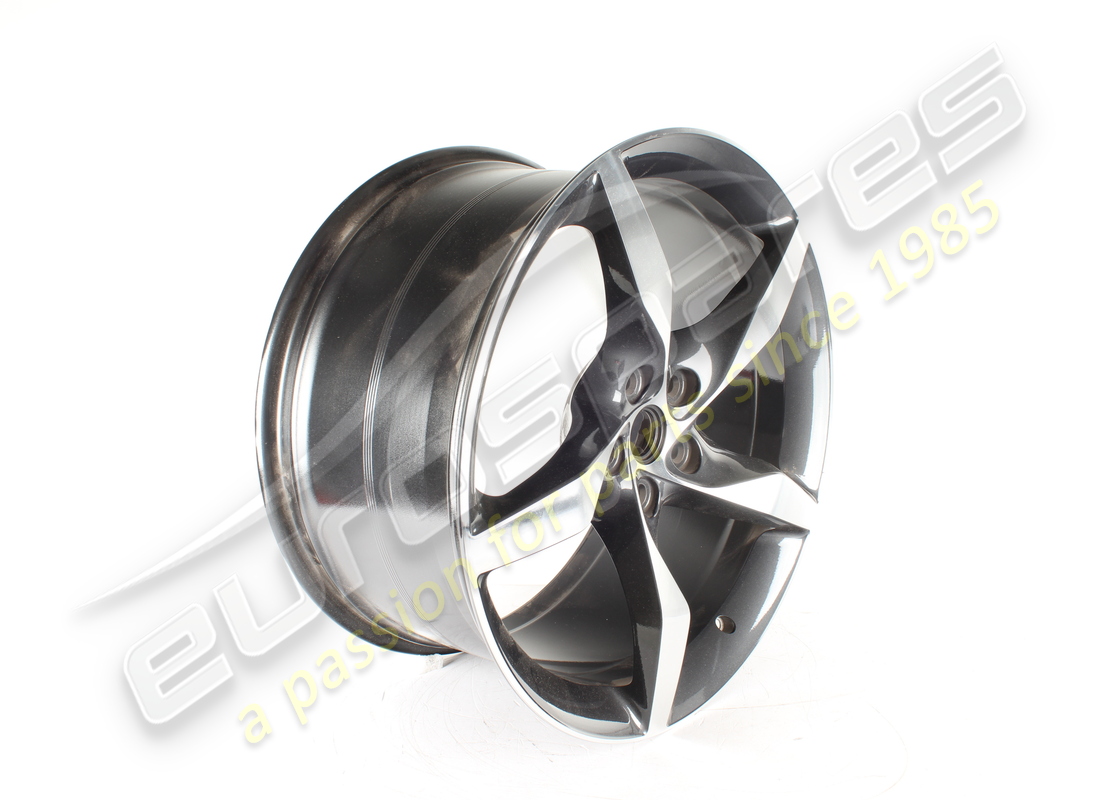 reconditioned ferrari rear rh rim 10j x. part number 965812 (2)