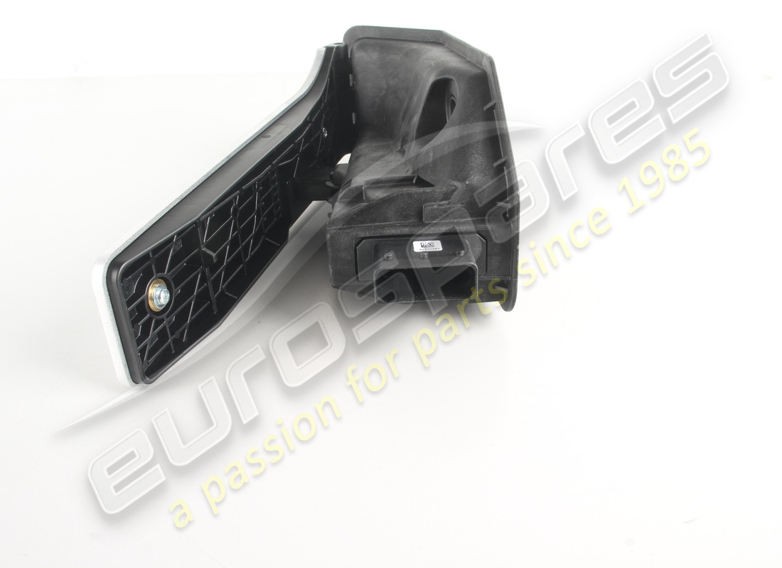 NEW MASERATI ACCELERATOR PEDAL. PART NUMBER 670156296 (3) new maserati accelerator pedal. part number 670156296 (3)