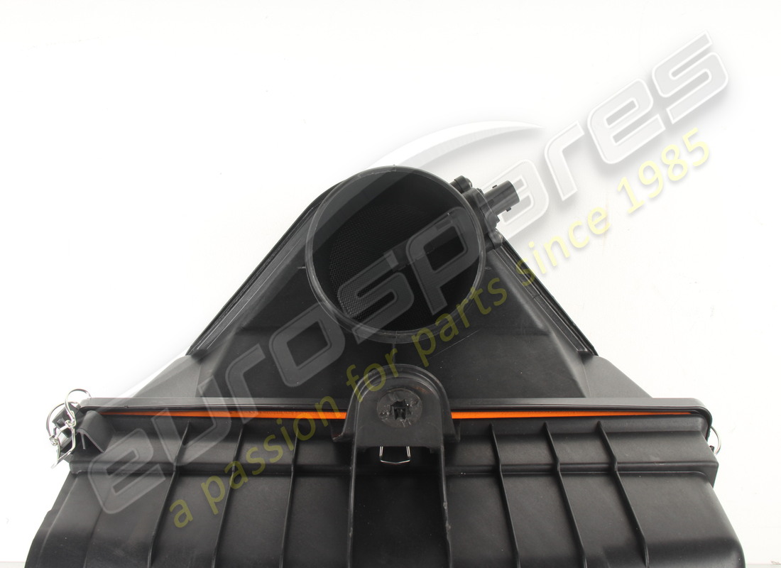 NEW MASERATI AIR FILTER BOX. PART NUMBER 980145870 (4) new maserati air filter box. part number 980145870 (4)