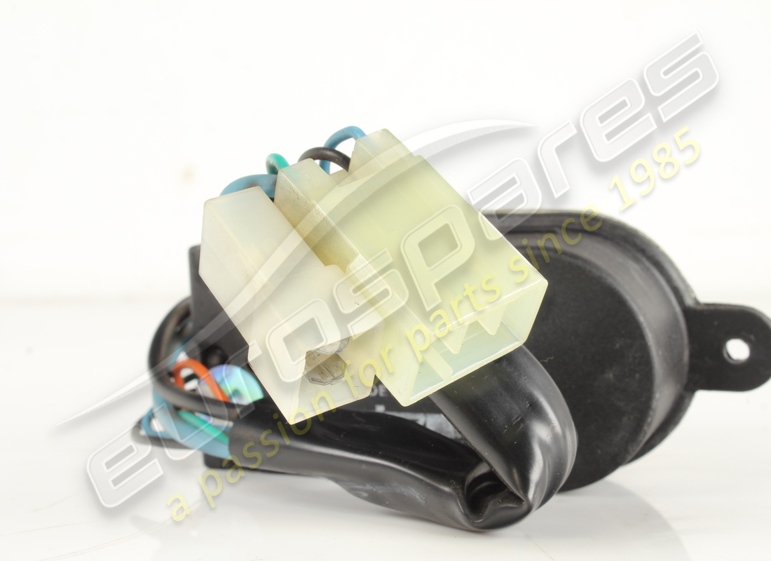 USED FERRARI SOLENOID VALVE REGULATOR. PART NUMBER 64280200 (3) used ferrari solenoid valve regulator. part number 64280200 (3)