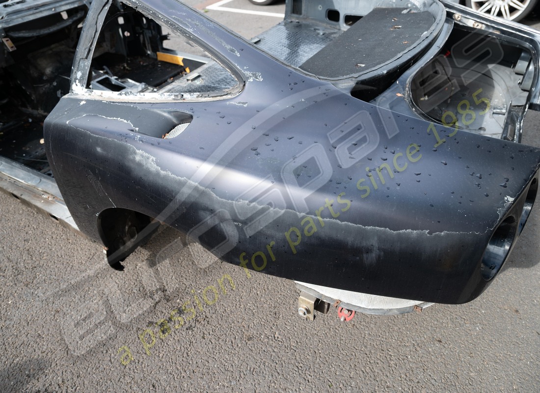 USED FERRARI 550 COMPLETE BODYSHELL BARE. PART NUMBER 65375900 (10) used ferrari 550 complete bodyshell bare. part number 65375900 (10)