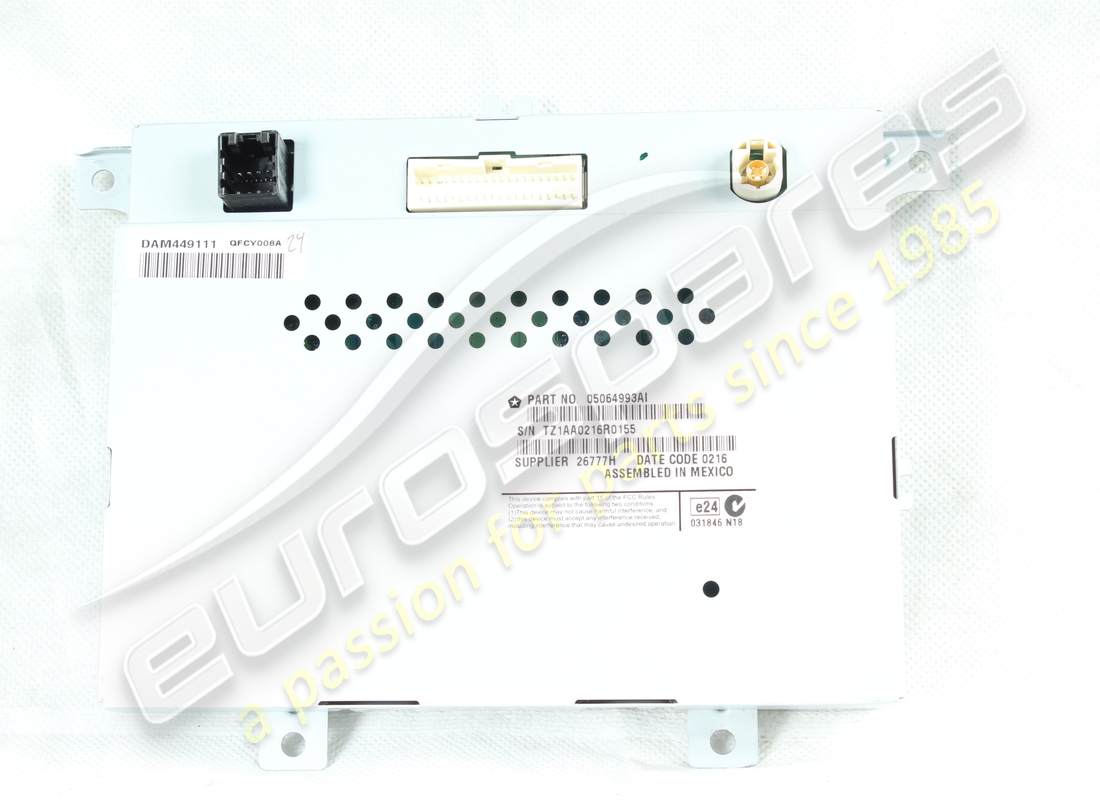 NEW MASERATI MONITOR TOUCH SCREEN 8.4 FCA. PART NUMBER 53189686 (2) new maserati monitor touch screen 8.4 fca. part number 53189686 (2)