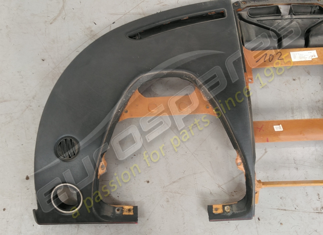 used lamborghini top part of dash . (comes with airbag unit) no airbag. part number eap1384176 (3)