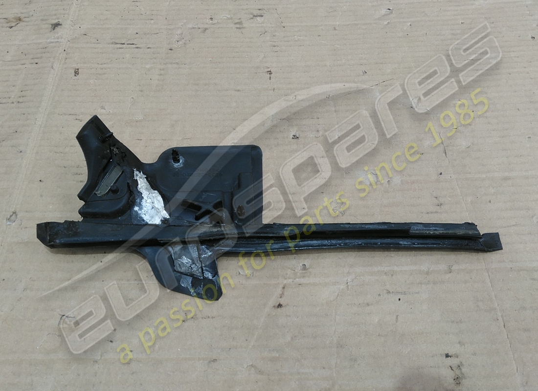 used aston martin moulding, front door trim, rh part number 6g33c20920bc (2)