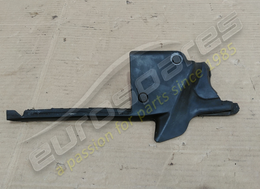 USED Aston Martin MOULDING, FRONT DOOR TRIM, RH . PART NUMBER 6G33C20920BC (1)