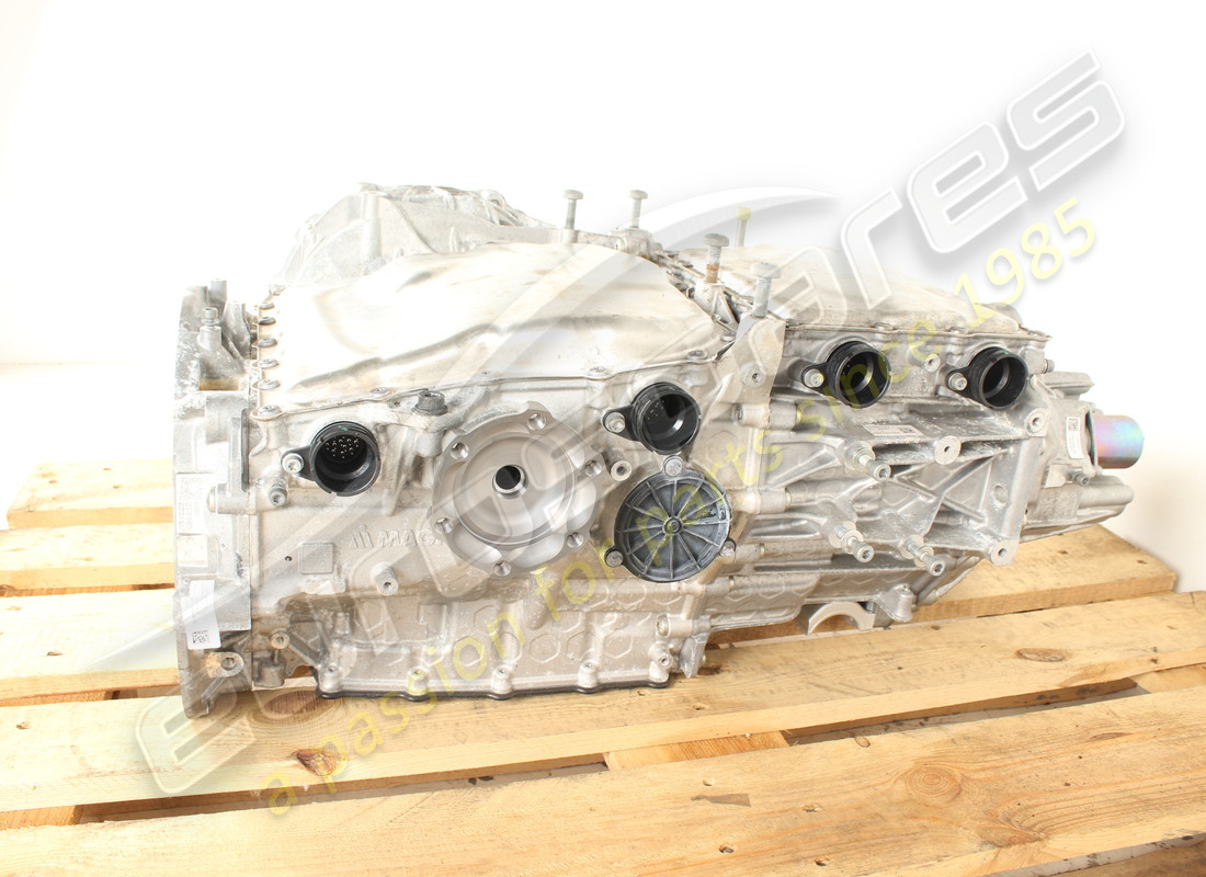 USED FERRARI GEARBOX GTC. PART NUMBER 893170 (3) used ferrari gearbox gtc. part number 893170 (3)
