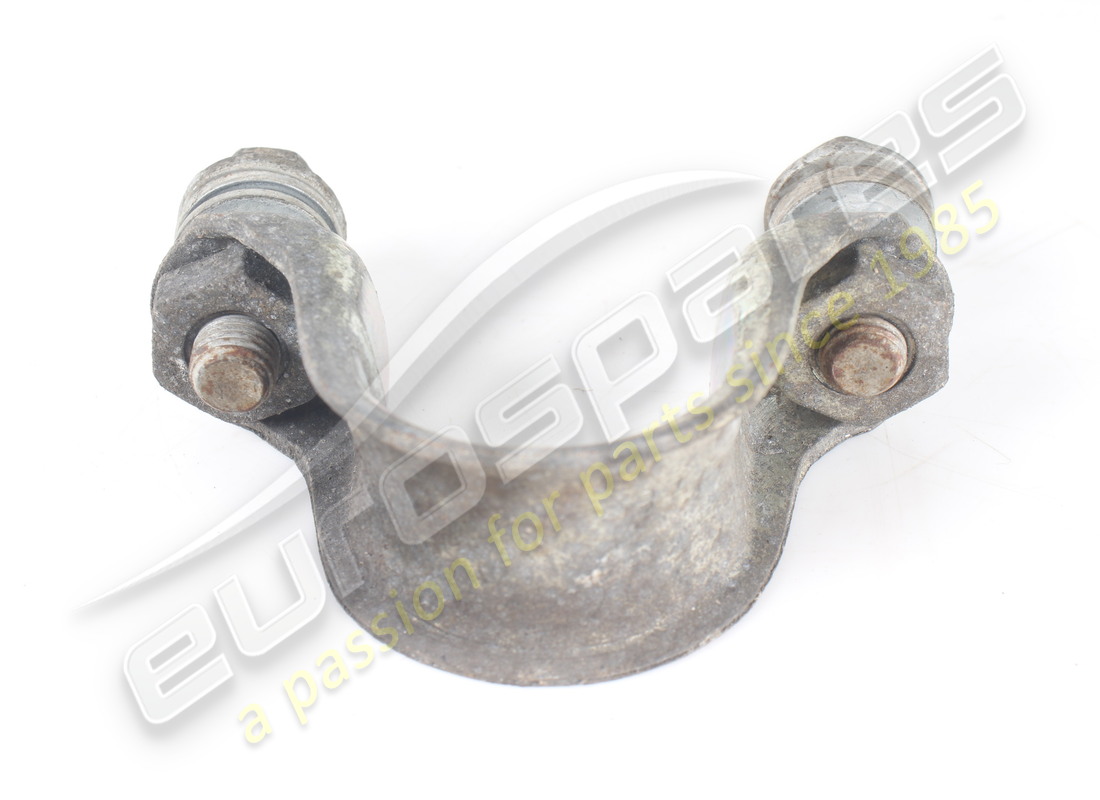 USED FERRARI RETAINER BRACKET. PART NUMBER 245822 (2) used ferrari retainer bracket. part number 245822 (2)