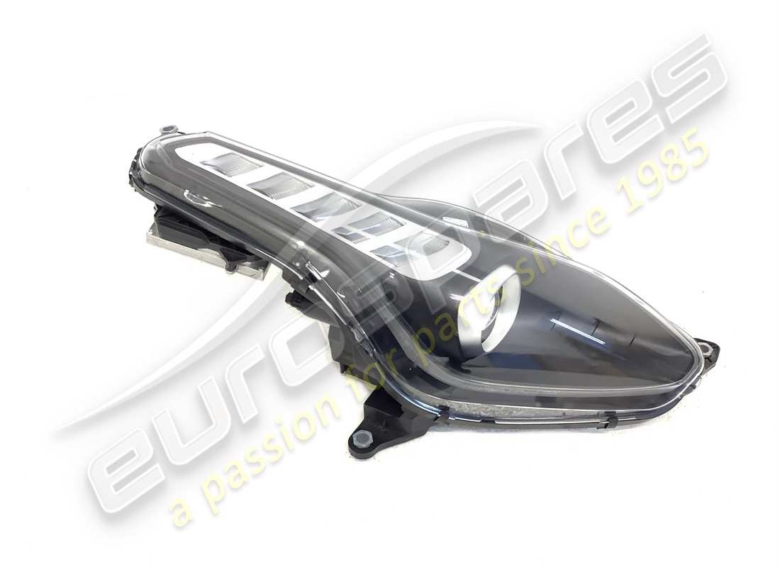 NEW FERRARI RH FRONT HEADLIGHT. PART NUMBER 321530 (1) new ferrari rh front headlight. part number 321530 (1)