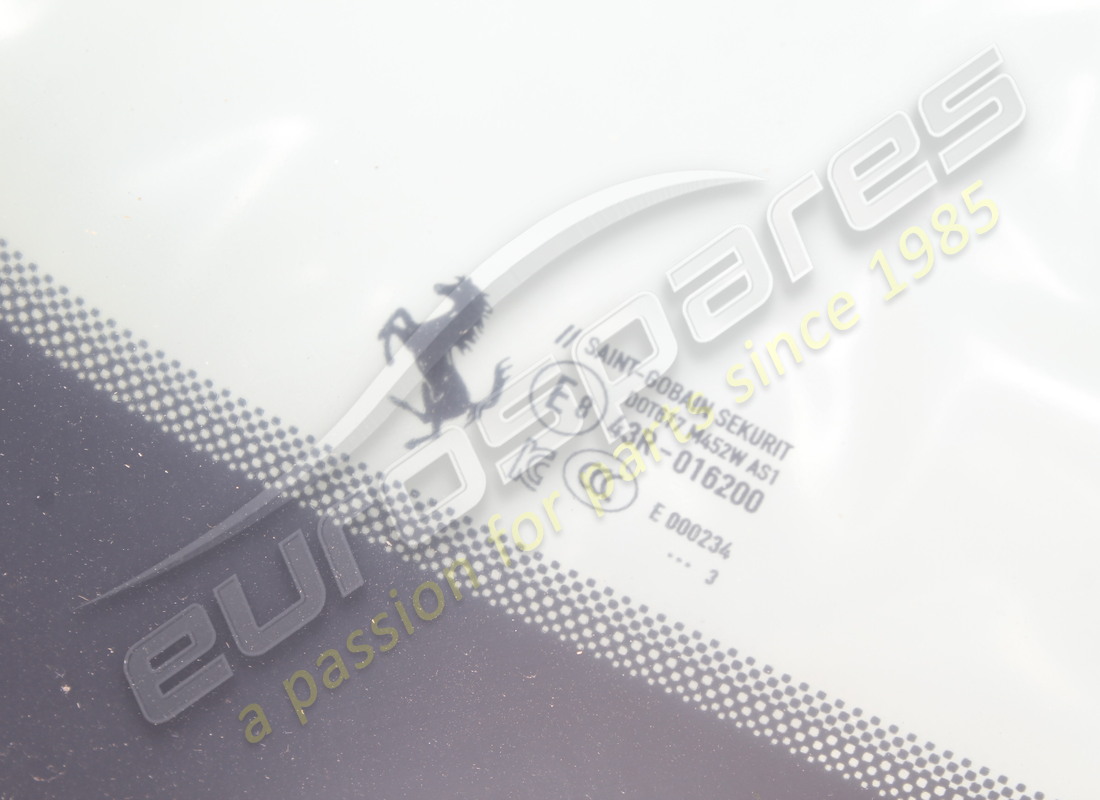 new oe complete windscreen. part number 883352 (2)