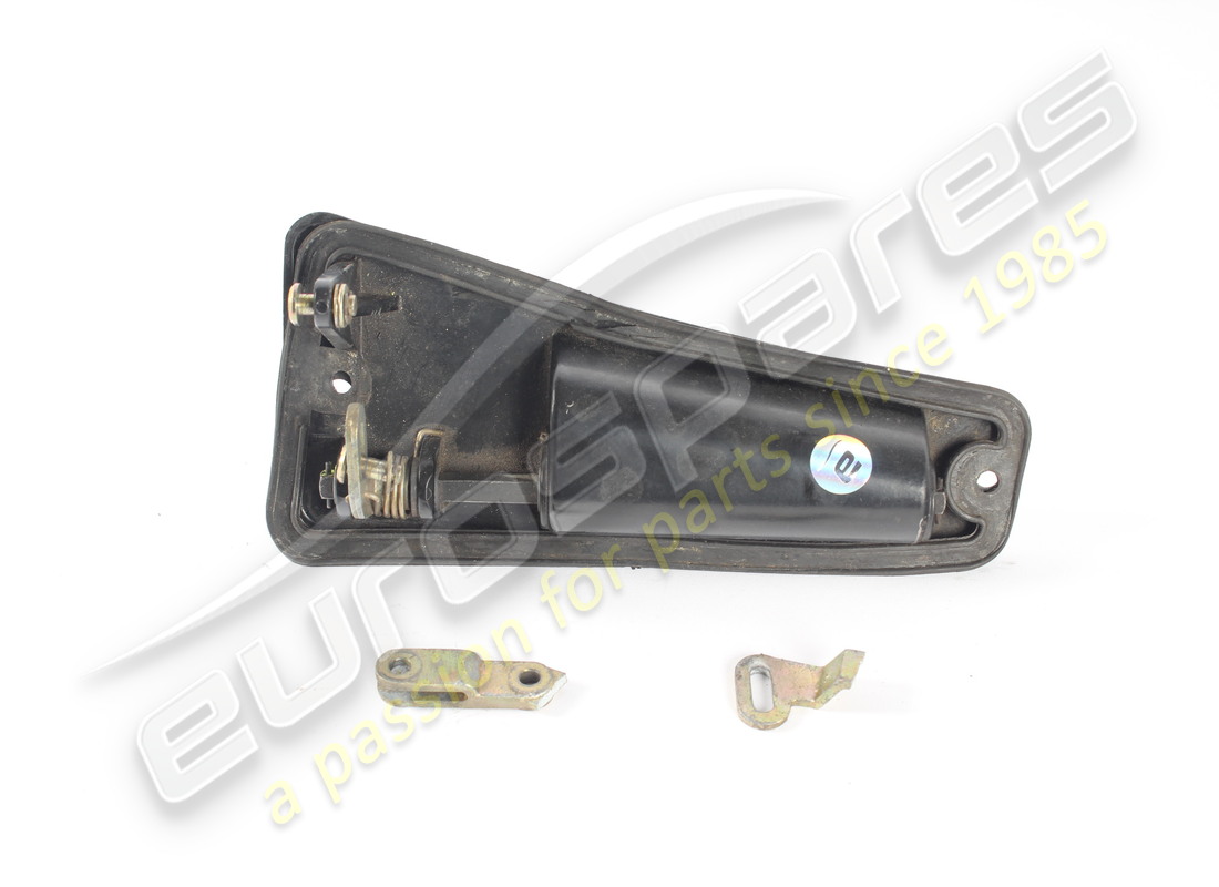 DAMAGED FERRARI RH OUTER DOOR HANDLE. PART NUMBER 61506600 (2) damaged ferrari rh outer door handle. part number 61506600 (2)