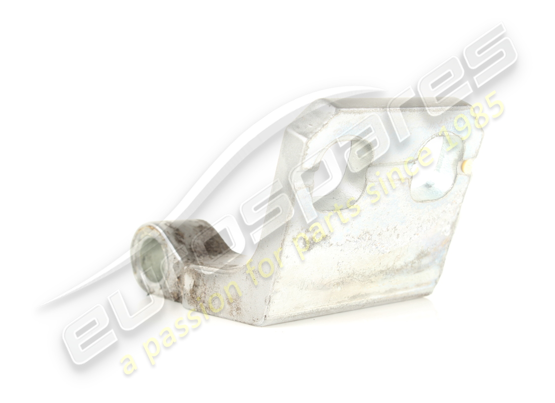 USED MASERATI RH DOOR UPPER HINGE. PART NUMBER 675000162 (2) used maserati rh door upper hinge. part number 675000162 (2)