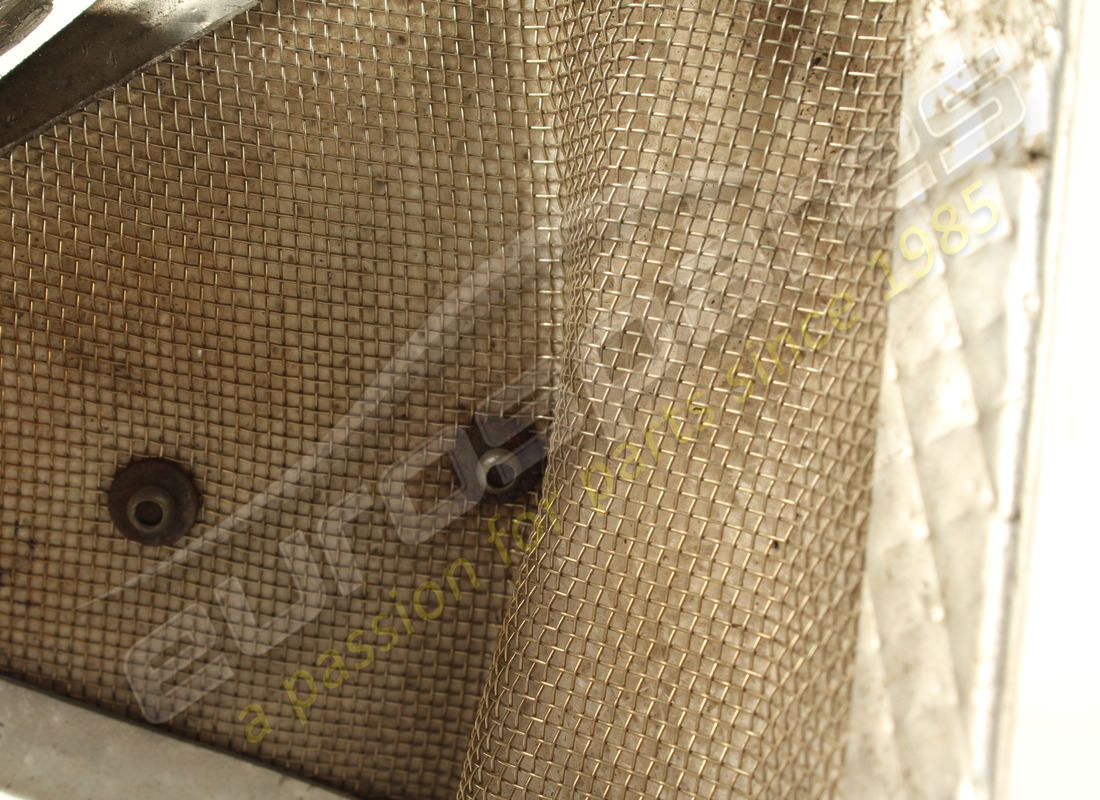 used ferrari complete rh rear head heat shi. part number 295113 (4)