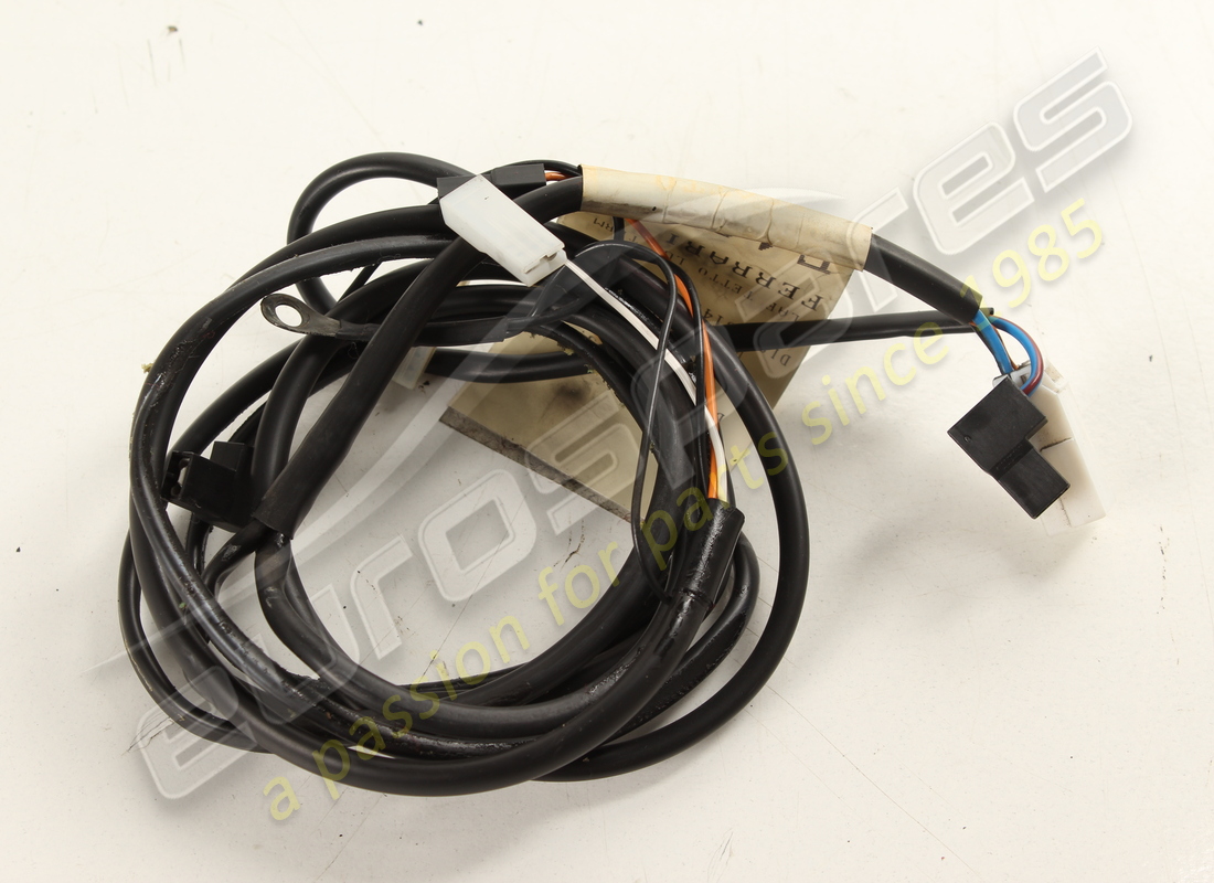 USED FERRARI CABLES. PART NUMBER 161477 (2) used ferrari cables. part number 161477 (2)