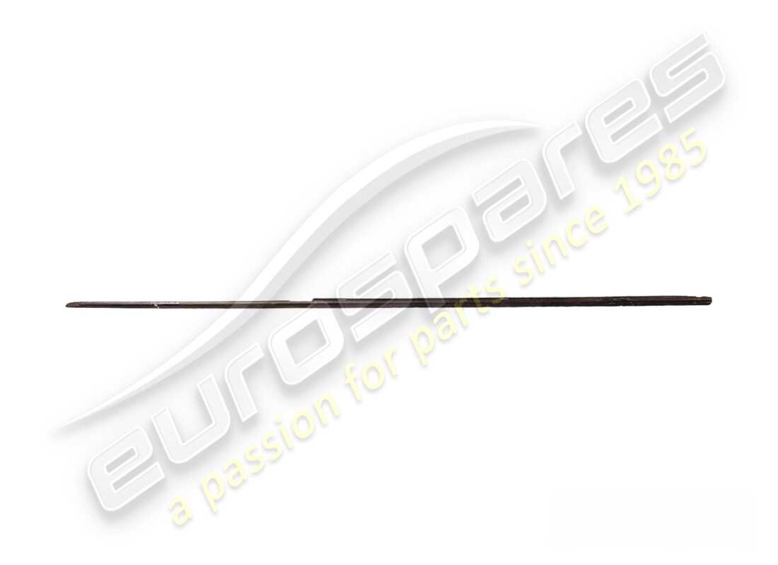 NEW FERRARI RH LOWER MOULDING. PART NUMBER 60672600 (1) new ferrari rh lower moulding. part number 60672600 (1)