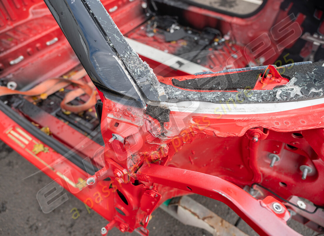 USED FERRARI FRONT MODULE. PART NUMBER 985916667 (9) used ferrari front module. part number 985916667 (9)