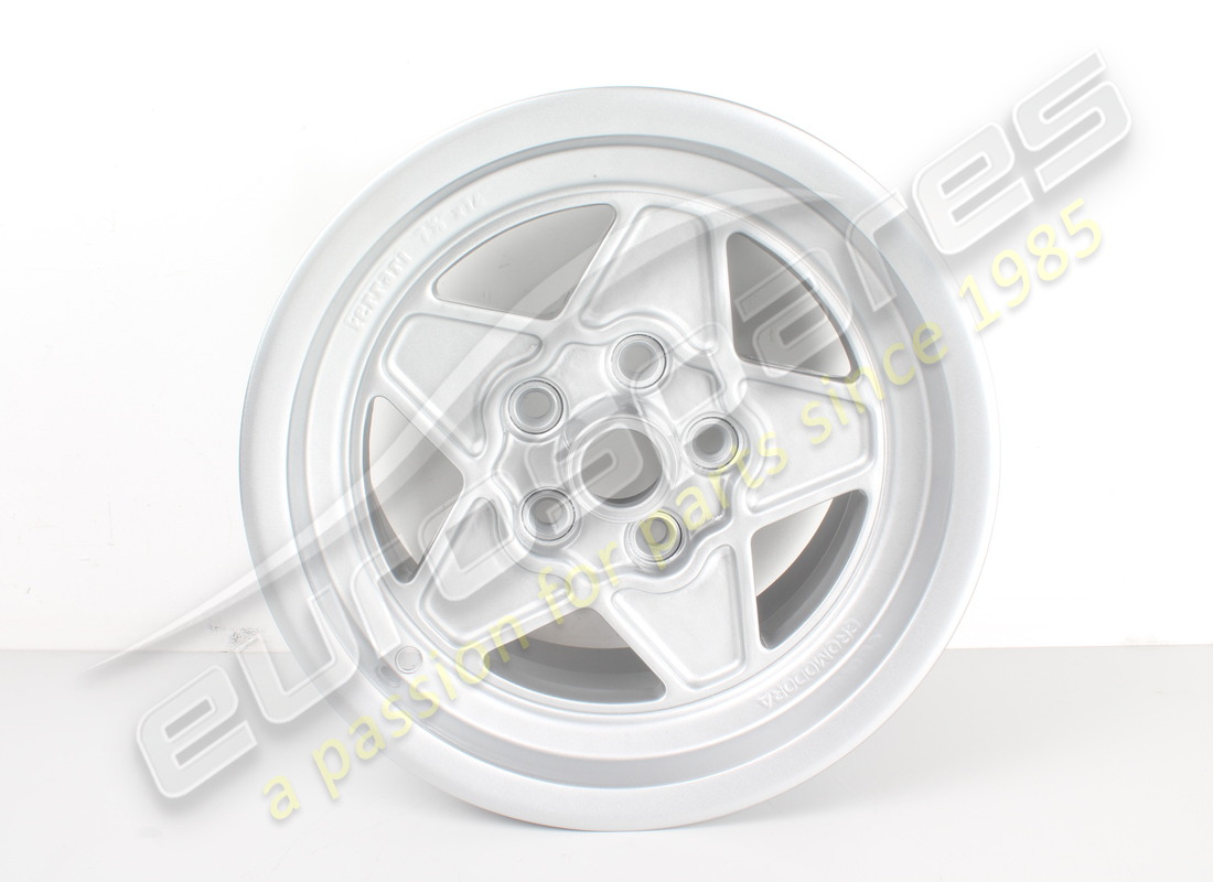 RECONDITIONED Ferrari WHEEL CROMODORA 7.5X14 . PART NUMBER 111290 (1)
