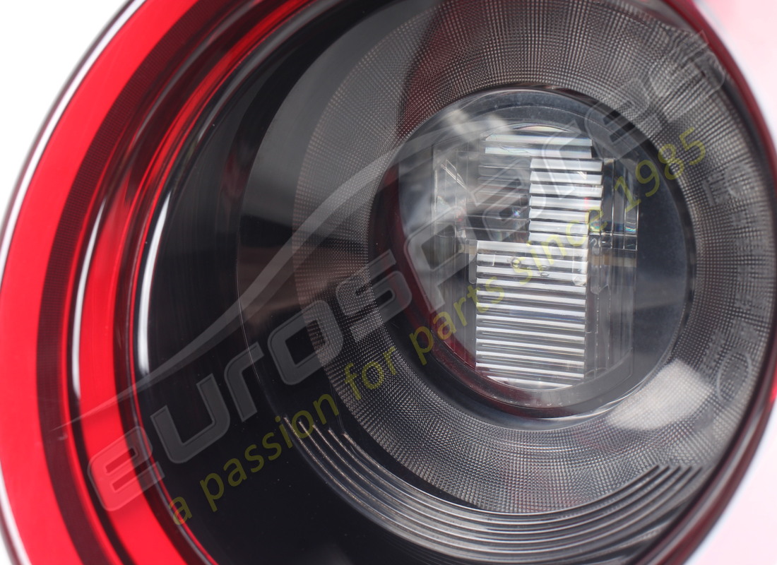 used ferrari outer lh tail light. part number 317208 (5)