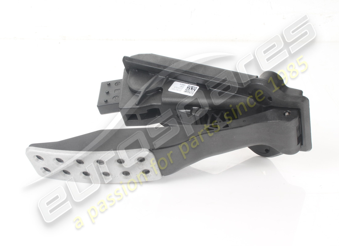 USED FERRARI COMPLETE FLOOR-HINGED ACCELERA. PART NUMBER 807331 (2) used ferrari complete floor-hinged accelera. part number 807331 (2)