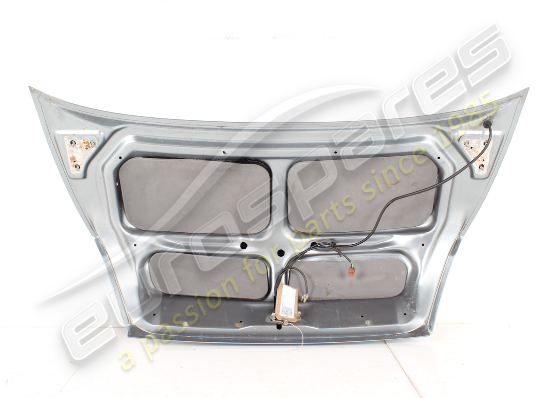 USED FERRARI BOOT LID COMPLETE. PART NUMBER 65377100 (3) used ferrari boot lid complete. part number 65377100 (3)