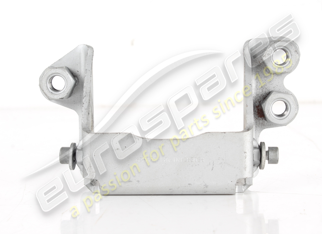 USED FERRARI LH ENGINE MOUNTING BUSH LIMI. PART NUMBER 269829 (2) used ferrari lh engine mounting bush limi. part number 269829 (2)