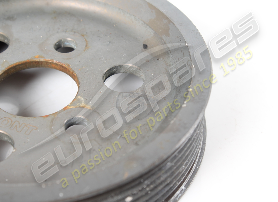 used lamborghini pulley. part number 470145235a (4)