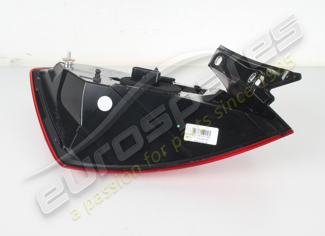 NEW OE RH REAR OUTER LIGHT. PART NUMBER 670107148 (4) new oe rh rear outer light. part number 670107148 (4)