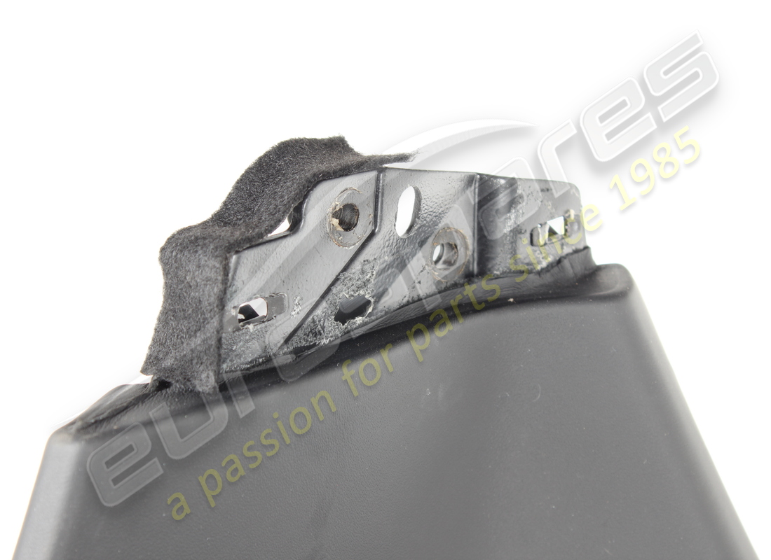 used ferrari lower tailgate trim. part number 863968 (2)