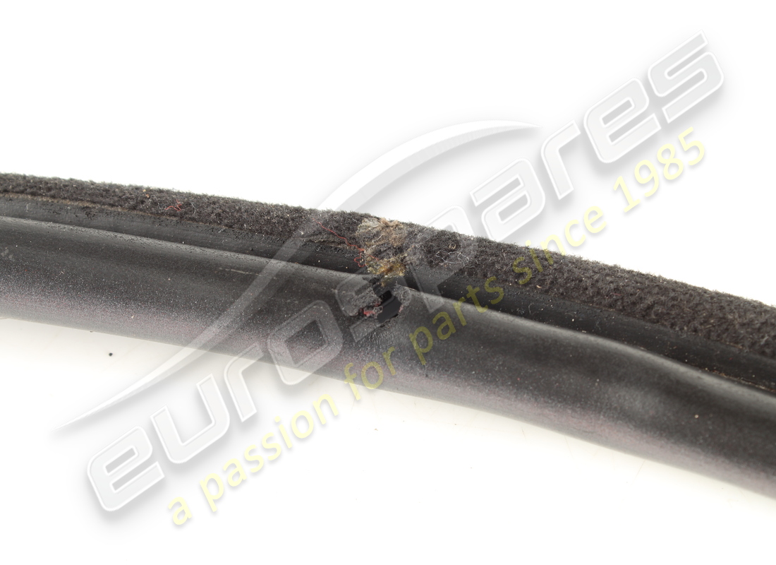 used ferrari lh upper door rubber. part number 60924000 (3)