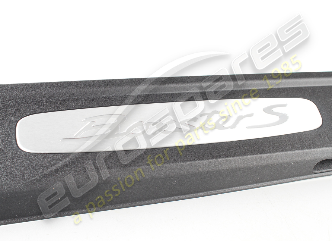 NEW PORSCHE SCUFF PLATE BLACK. PART NUMBER 981504467211E0 (3) new porsche scuff plate black. part number 981504467211e0 (3)