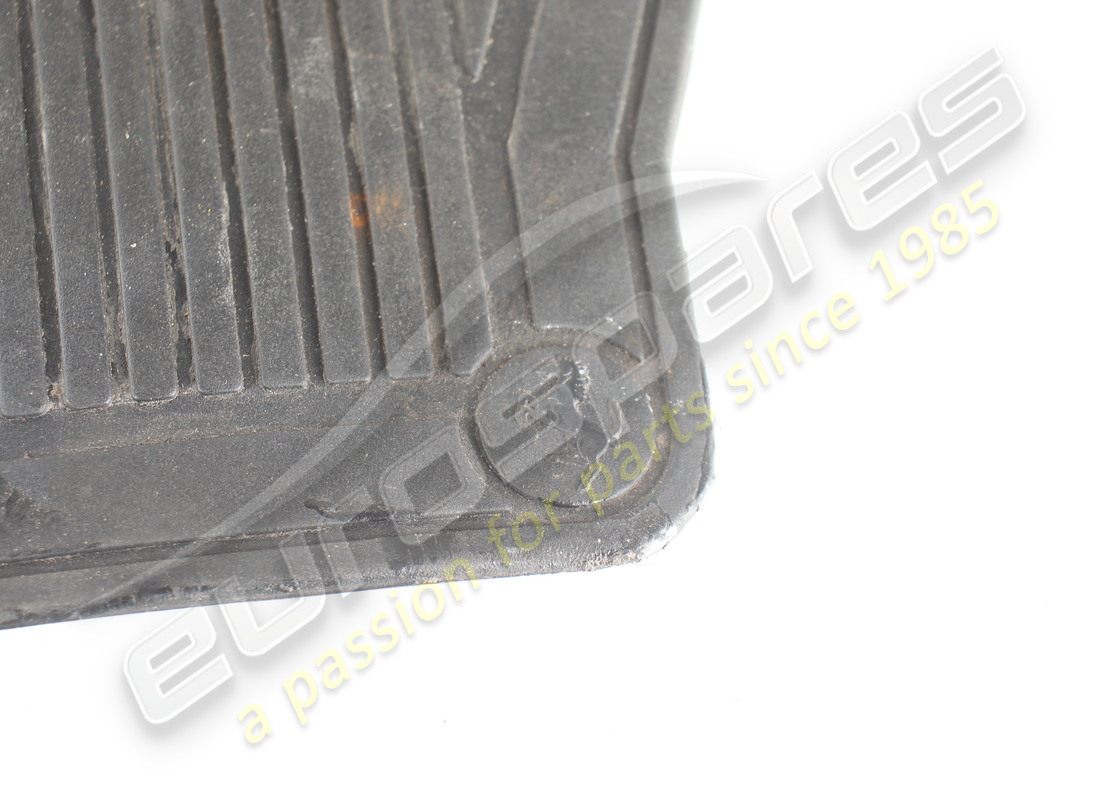 USED FERRARI FOOT REST SLAB LHD PART NUMBER 62840200 (2) used ferrari foot rest slab lhd part number 62840200 (2)