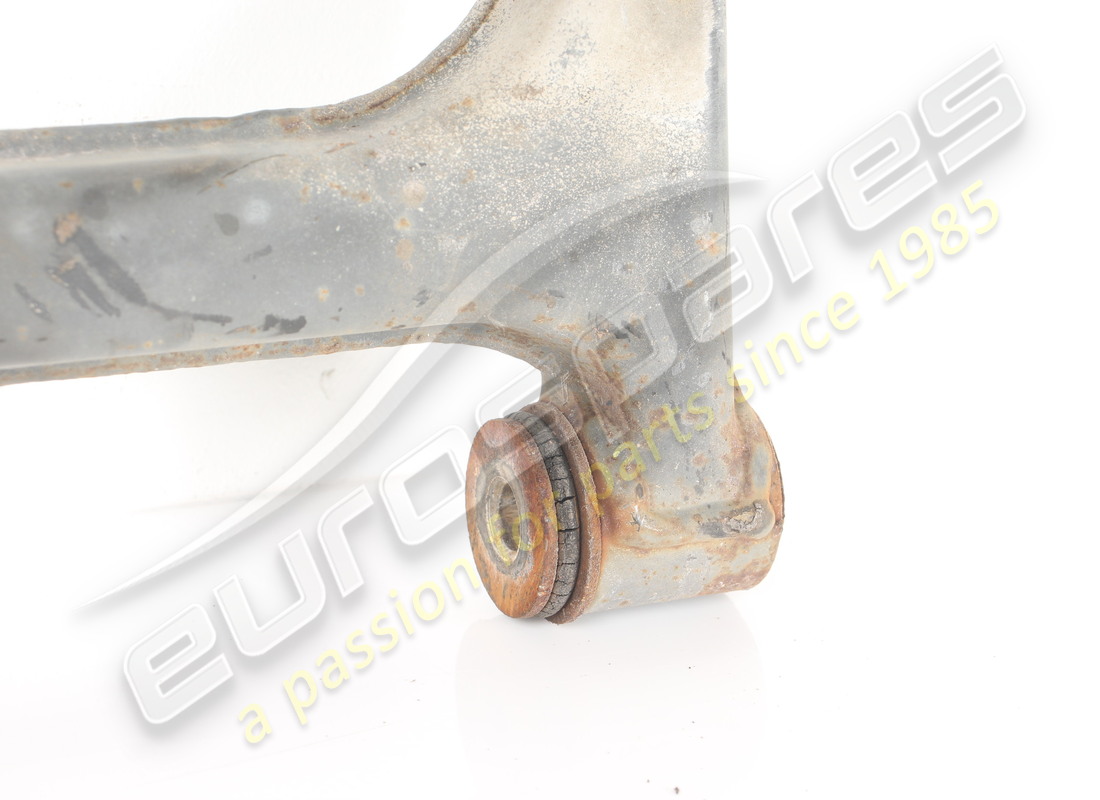 used ferrari rh/lh rear upper suspension lever. part number 131923 (2)